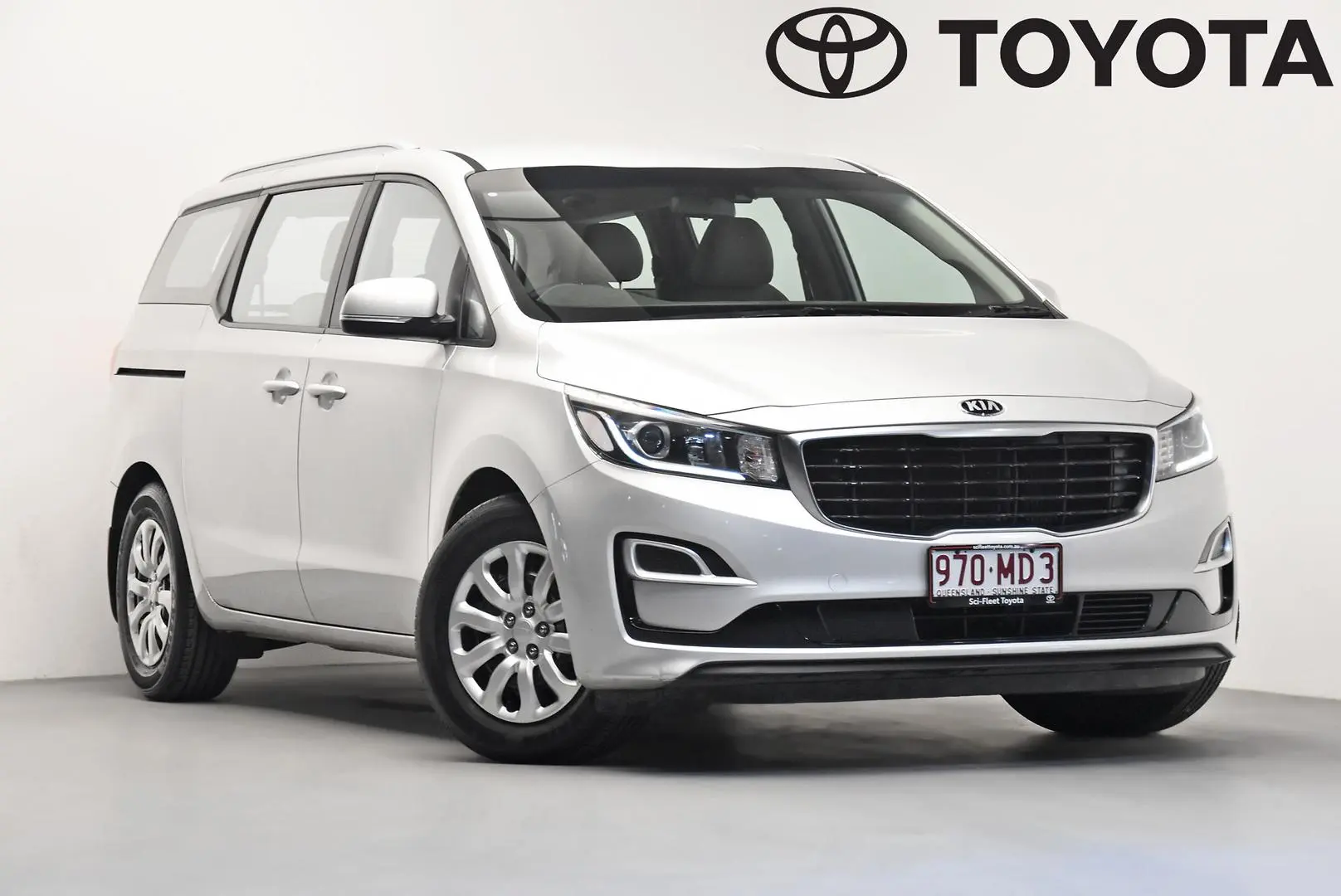 2018 Kia Carnival Gallery Image 1