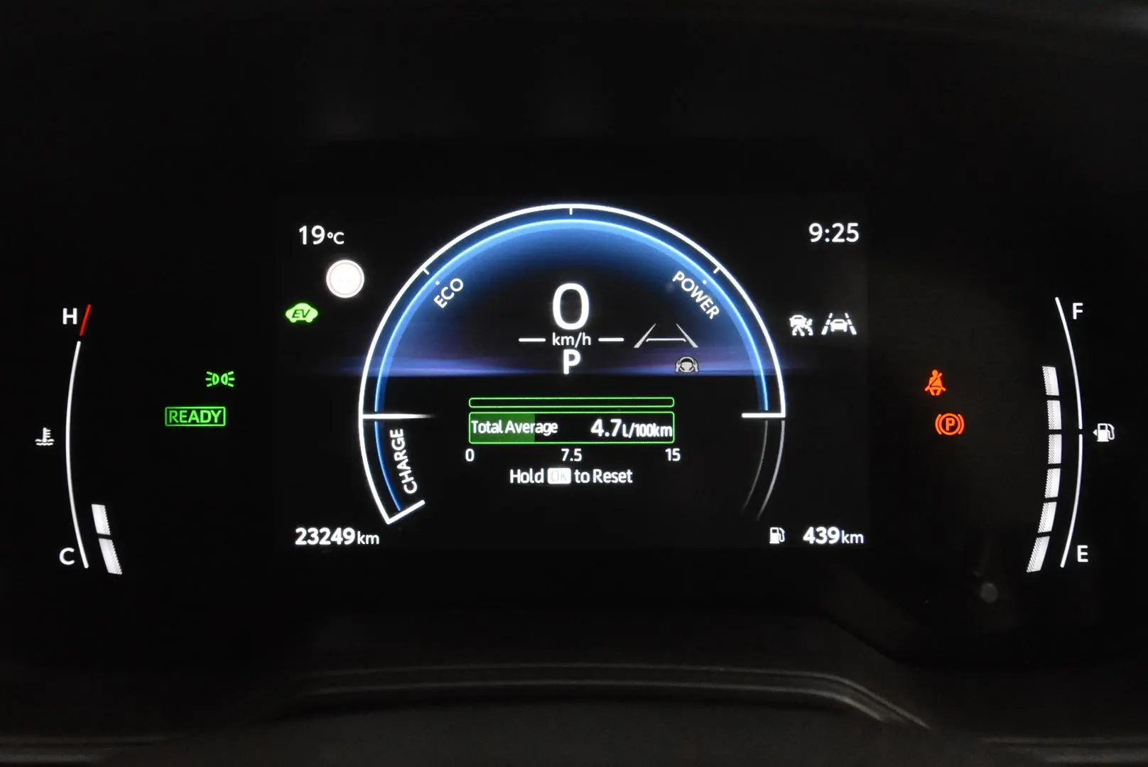 2024 Toyota Corolla Cross Gallery Image 11