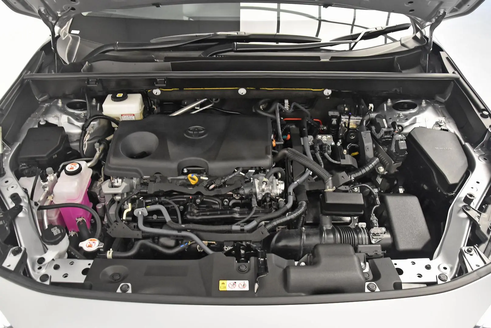 2024 Toyota RAV4 Gallery Image 24