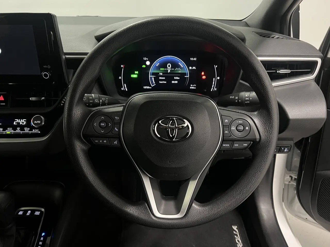 2023 TOYOTA COROLLA Gallery Image 16