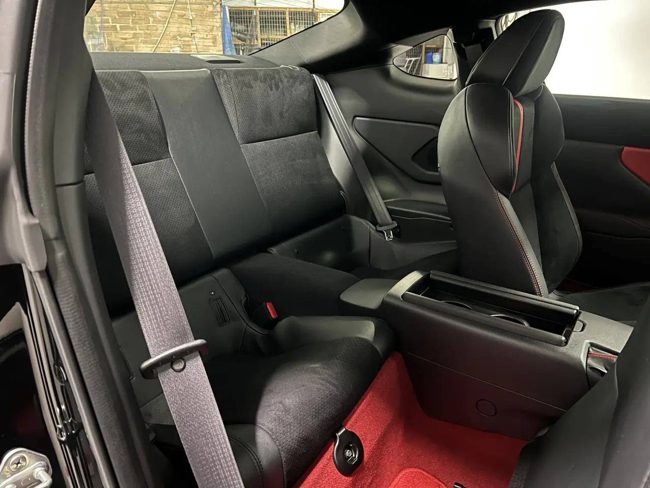 2024 TOYOTA GR86 Gallery Image 11