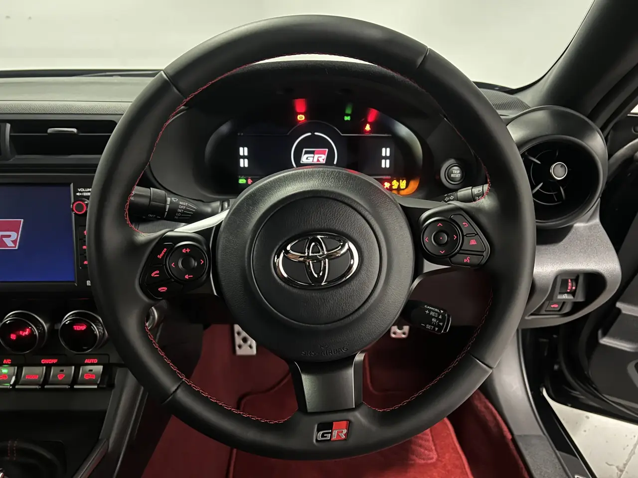 2024 TOYOTA GR86 Gallery Image 16