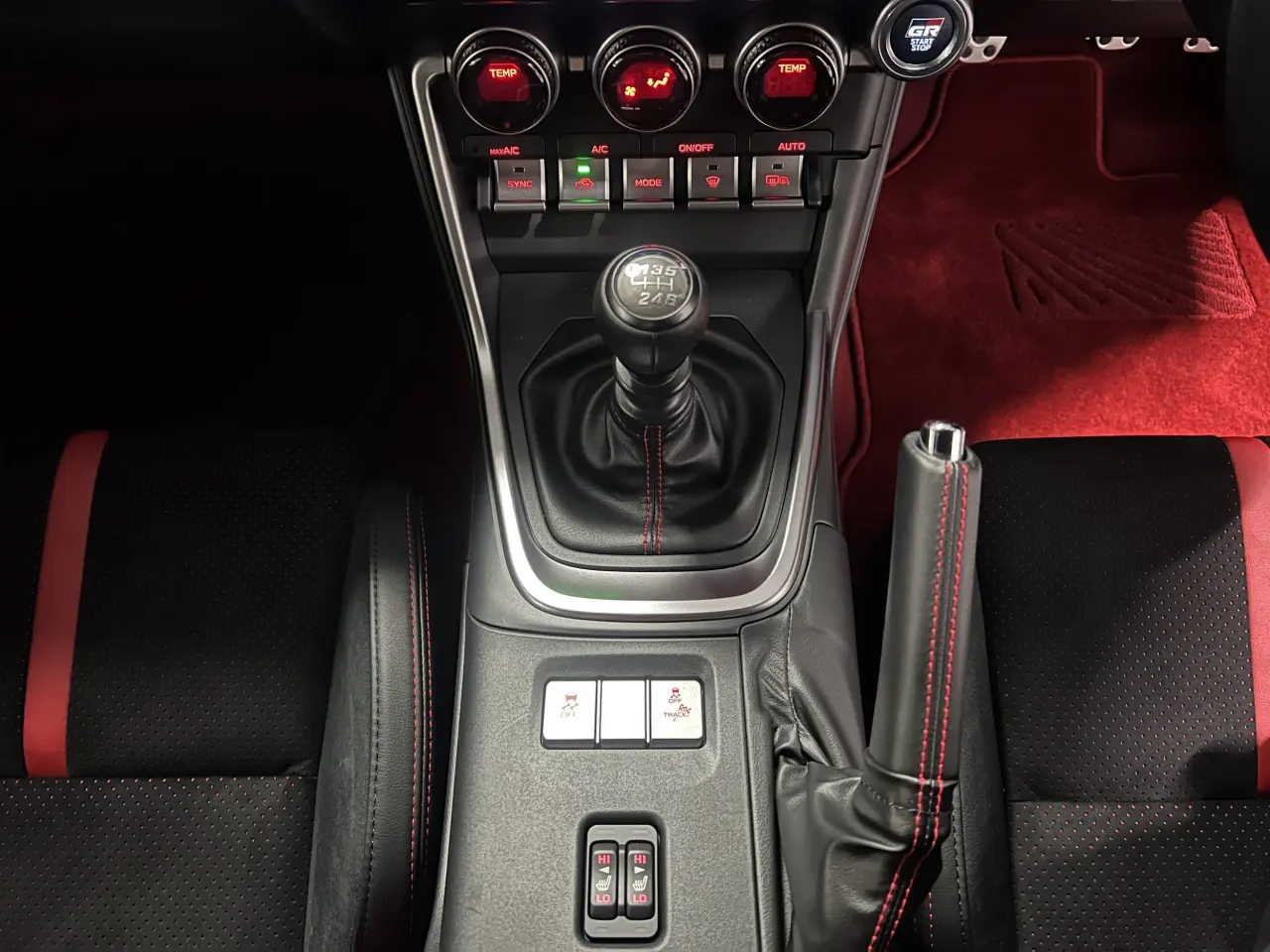 2024 TOYOTA GR86 Gallery Image 19