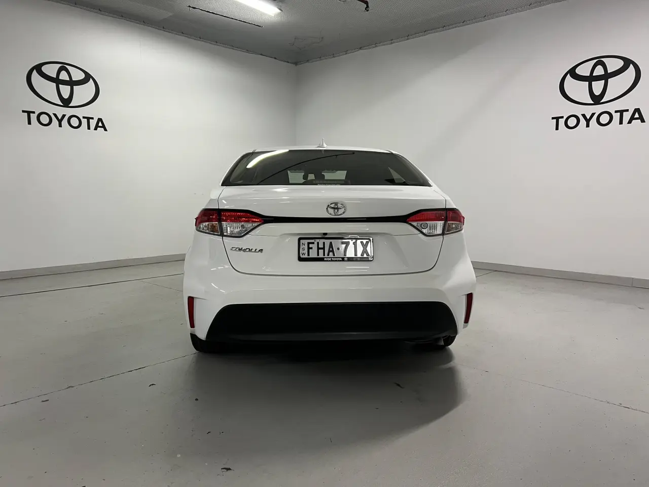 2024 TOYOTA COROLLA Gallery Image 6