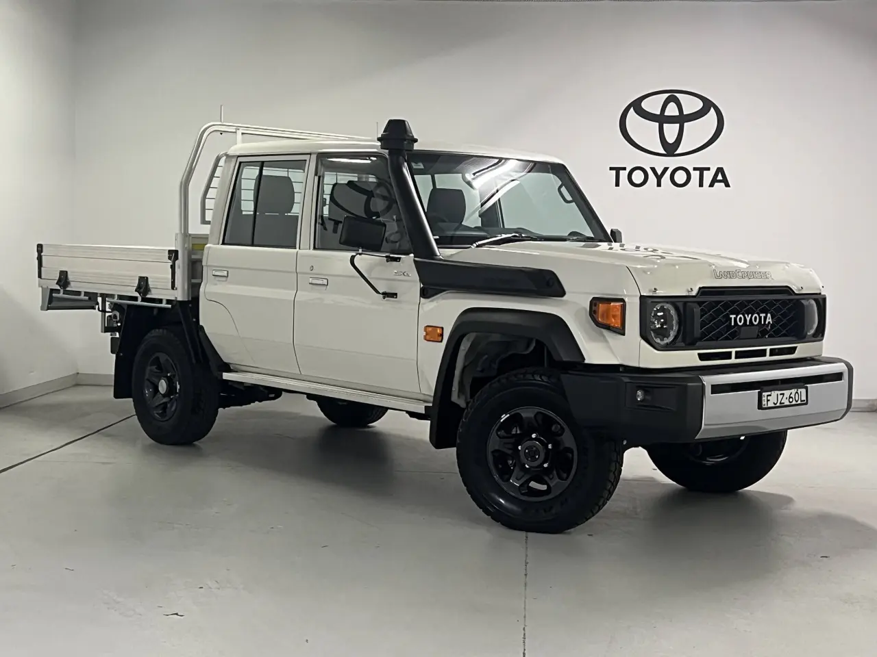 2024 TOYOTA LC MILITARY Gallery Image 1
