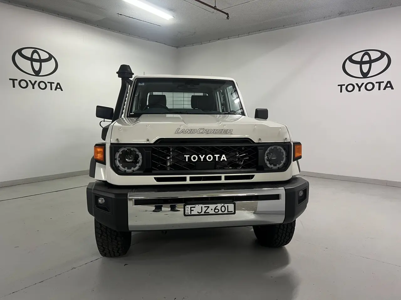 2024 TOYOTA LC MILITARY Gallery Image 2
