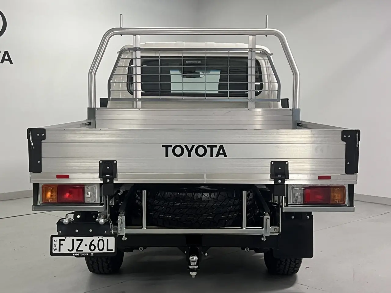 2024 TOYOTA LC MILITARY Gallery Image 7