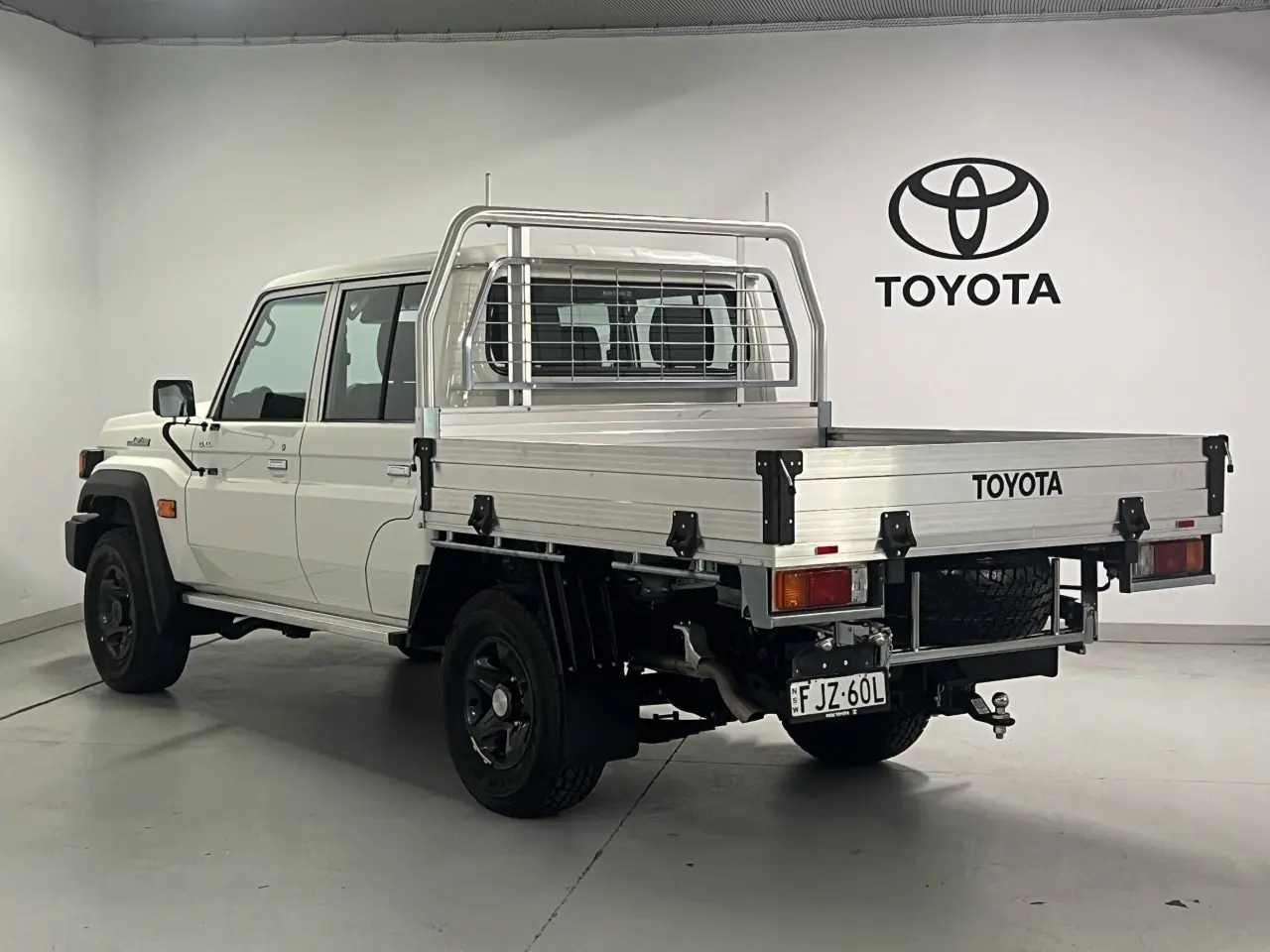 2024 TOYOTA LC MILITARY Gallery Image 8