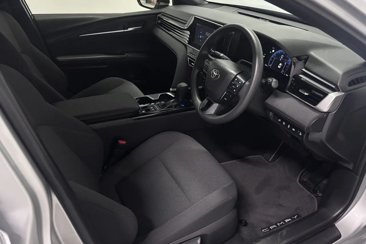 2024 Toyota Camry Gallery Image 10