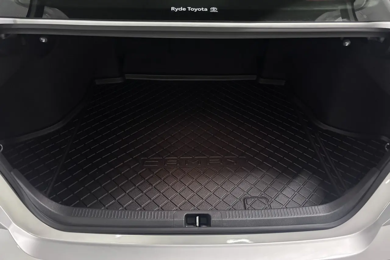 2024 Toyota Camry Gallery Image 12