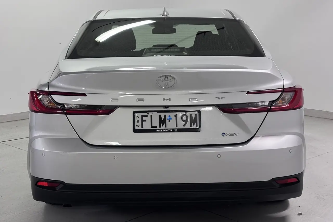 2024 Toyota Camry Gallery Image 7