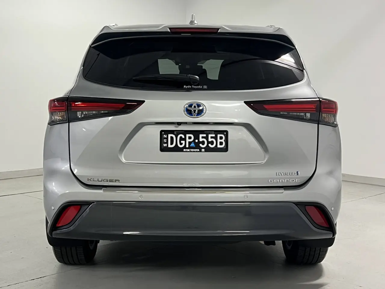 2024 TOYOTA KLUGER HYBRID Gallery Image 7