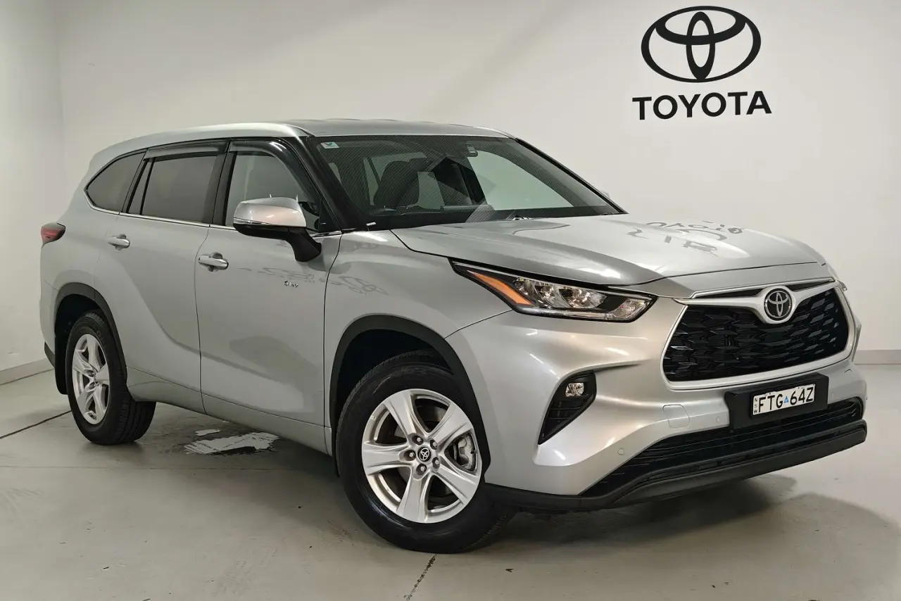 2025 Toyota Kluger Gallery Image 1