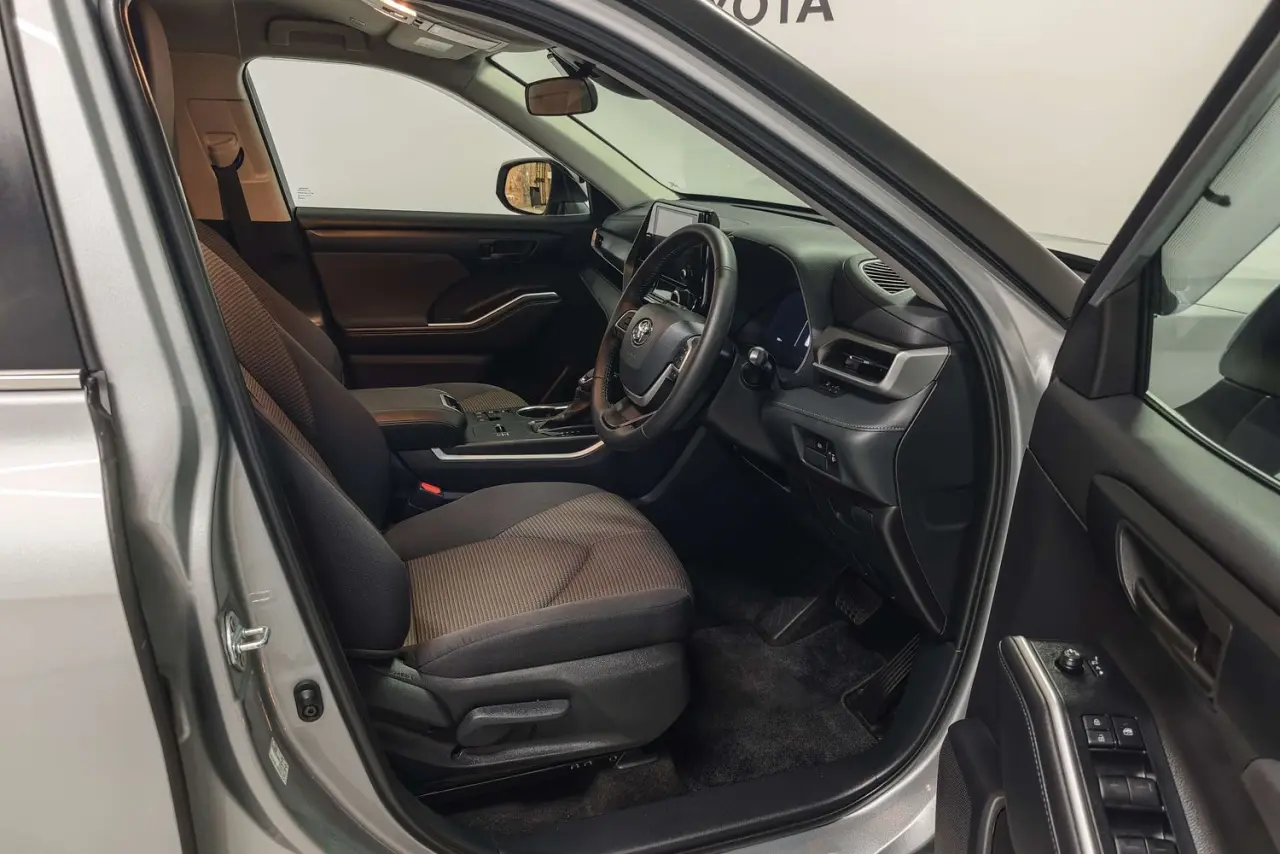 2025 Toyota Kluger Gallery Image 10