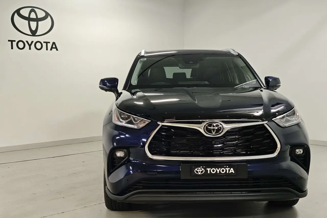 2025 Toyota Kluger Gallery Image 2