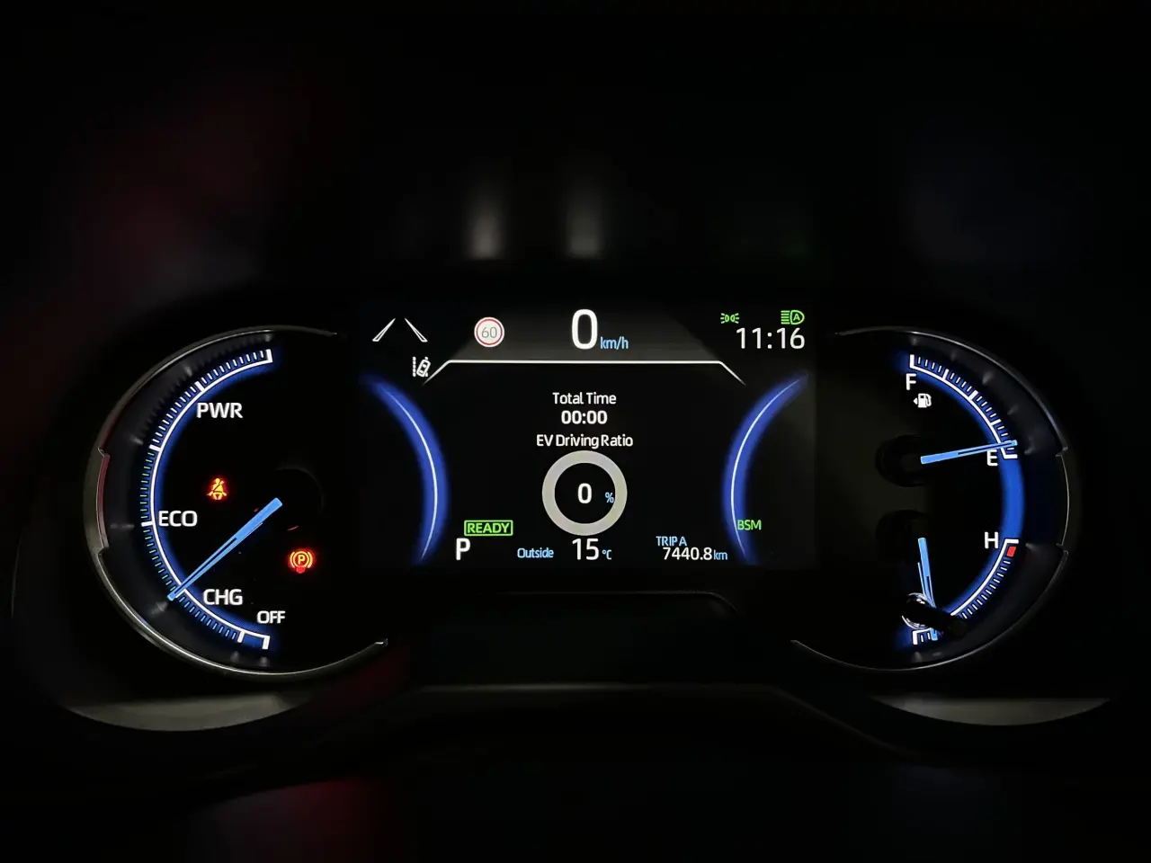 2024 TOYOTA RAV4 HYBRID Gallery Image 18