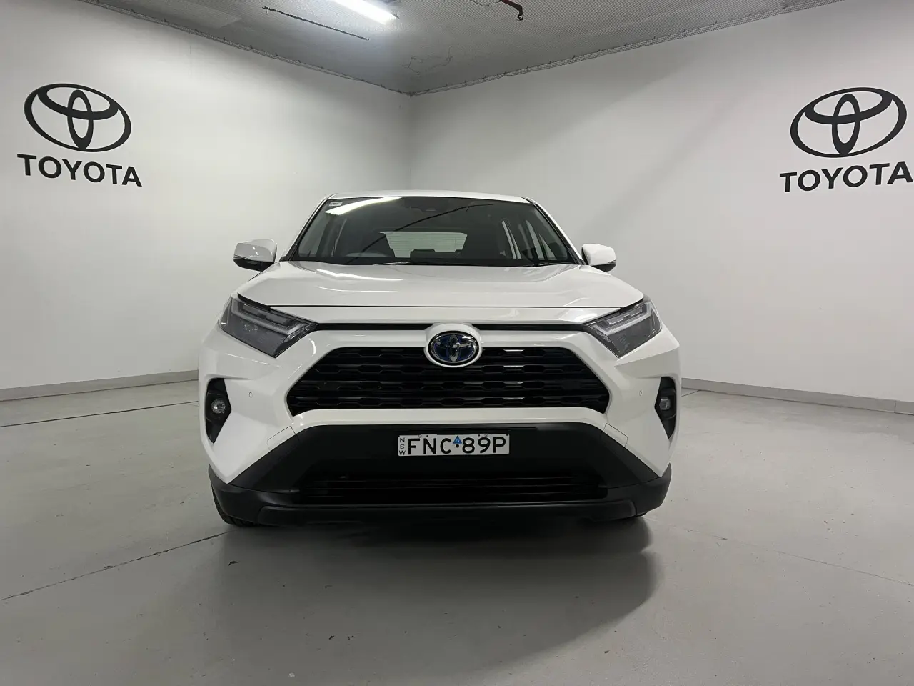 2024 TOYOTA RAV4 HYBRID Gallery Image 2