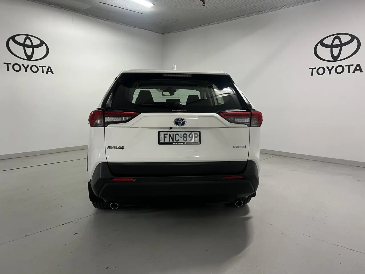 2024 TOYOTA RAV4 HYBRID Gallery Image 6