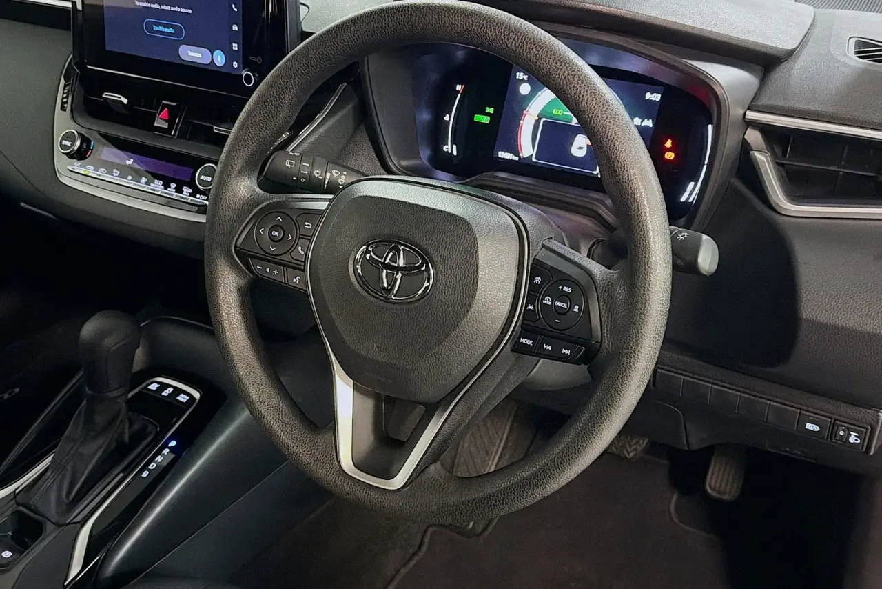 2025 Toyota Corolla Gallery Image 14