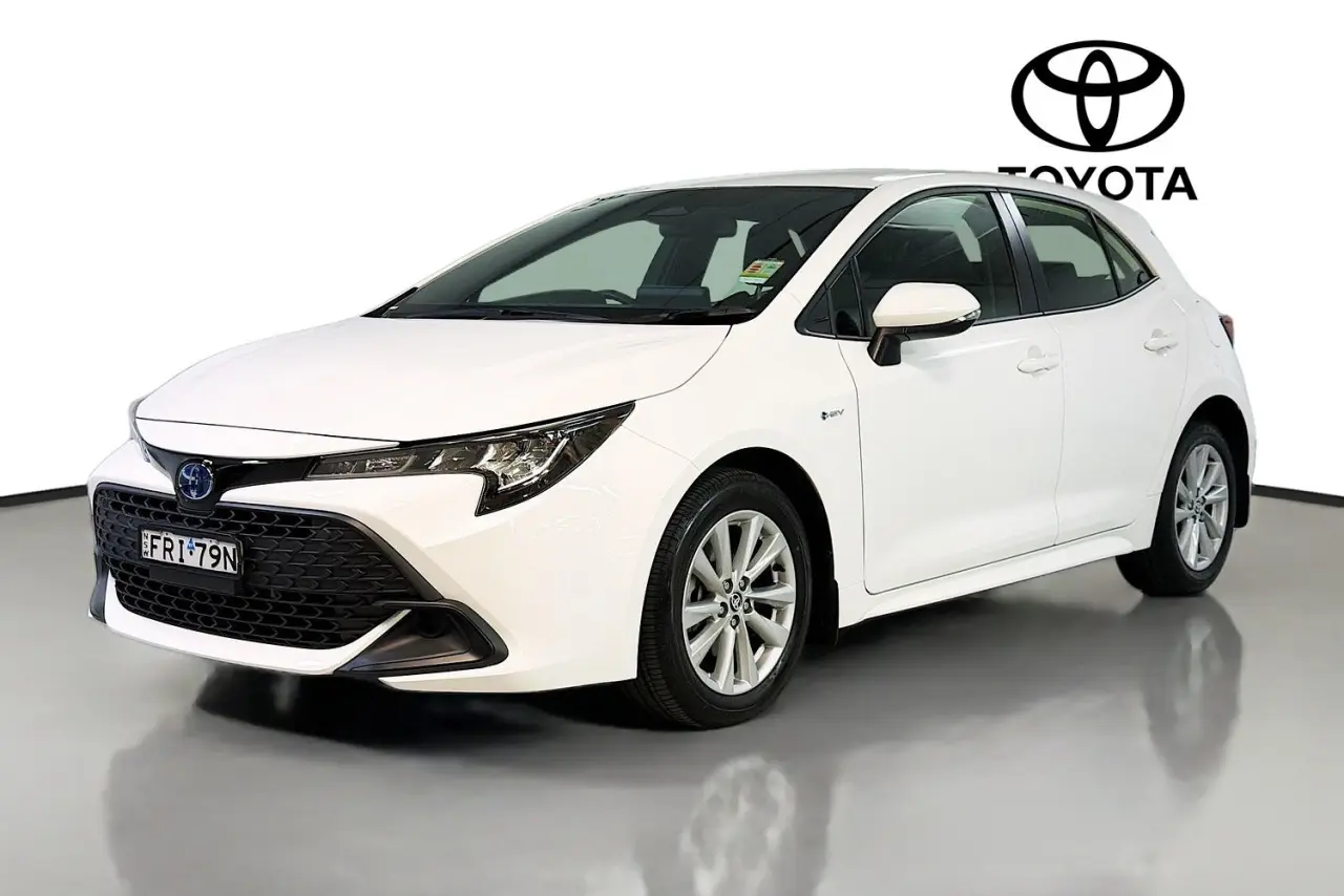 2025 Toyota Corolla Gallery Image 4