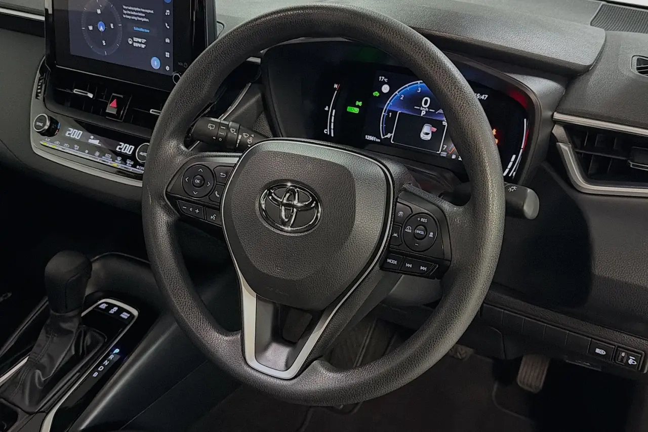 2025 Toyota Corolla Gallery Image 14