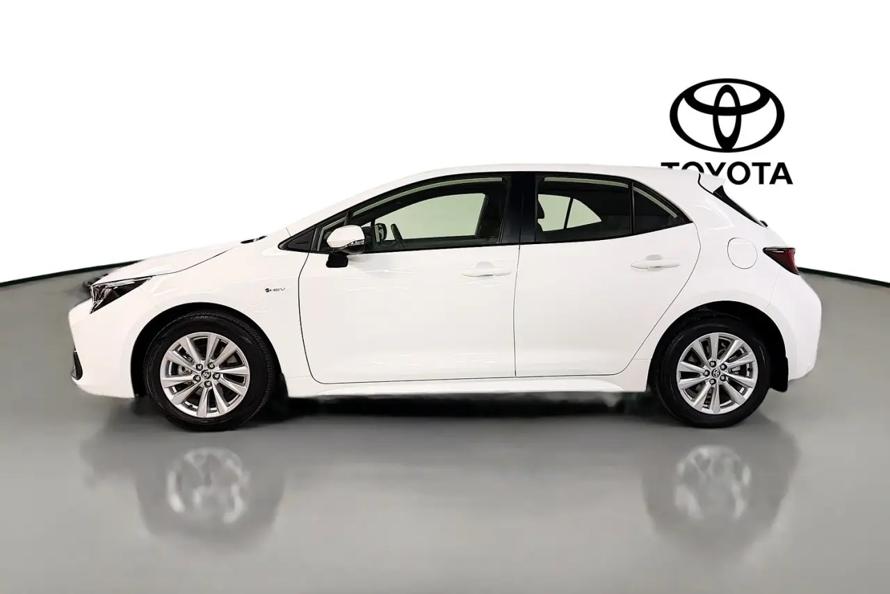 2025 Toyota Corolla Gallery Image 5