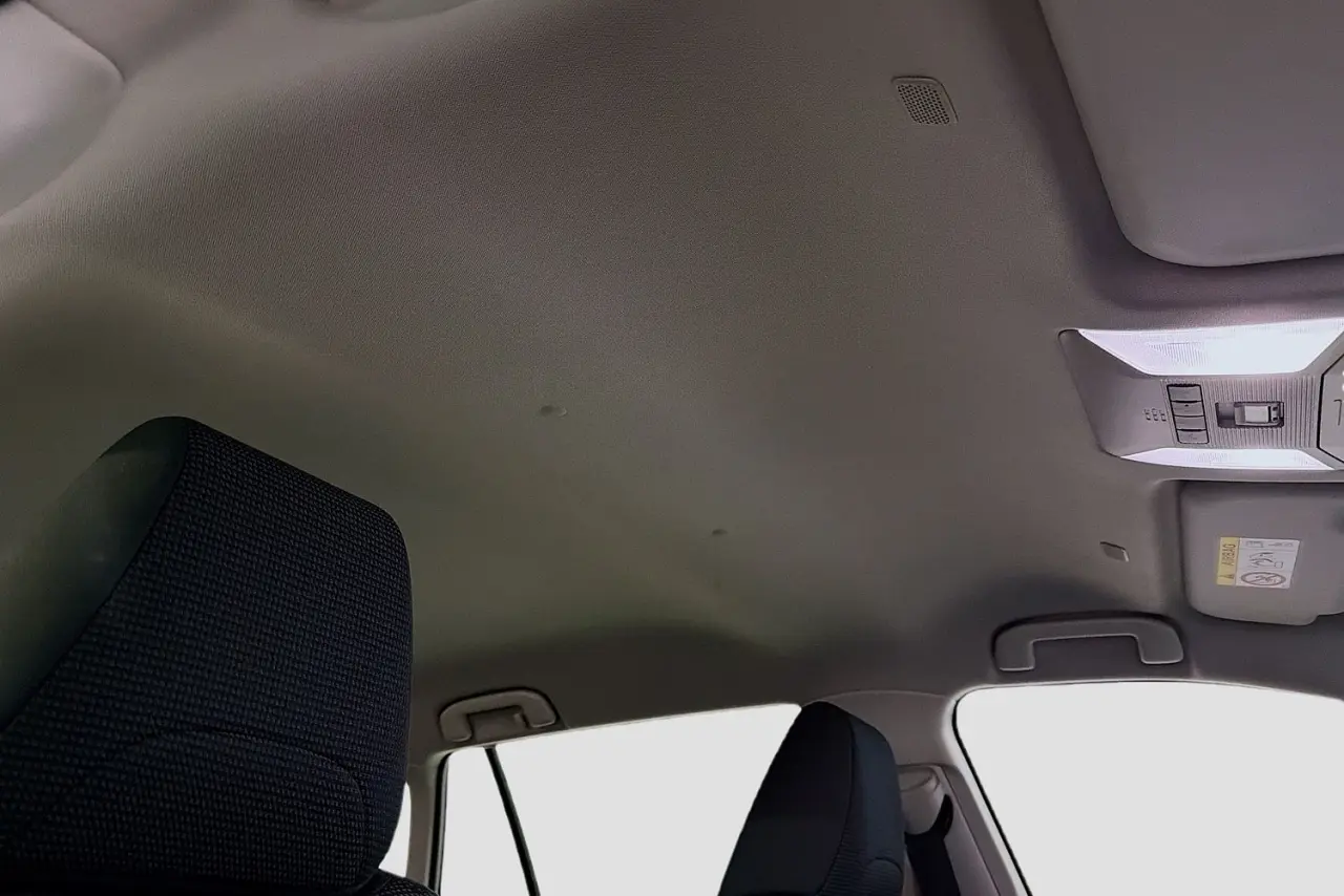 2025 Toyota RAV4 Gallery Image 12