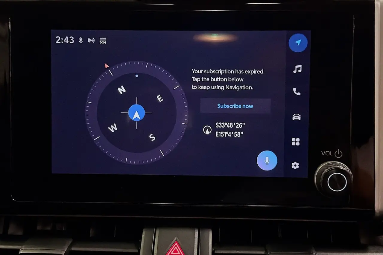 2025 Toyota RAV4 Gallery Image 17