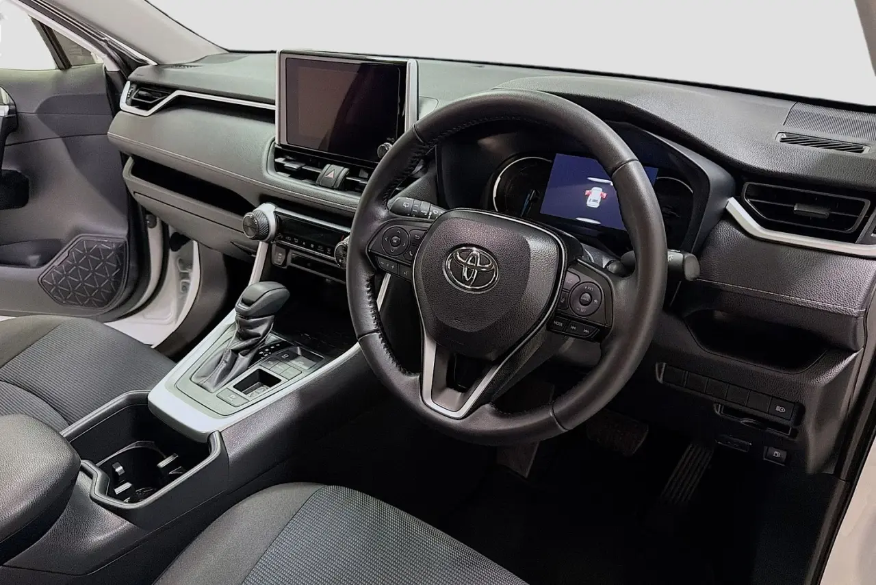 2025 Toyota RAV4 Gallery Image 23