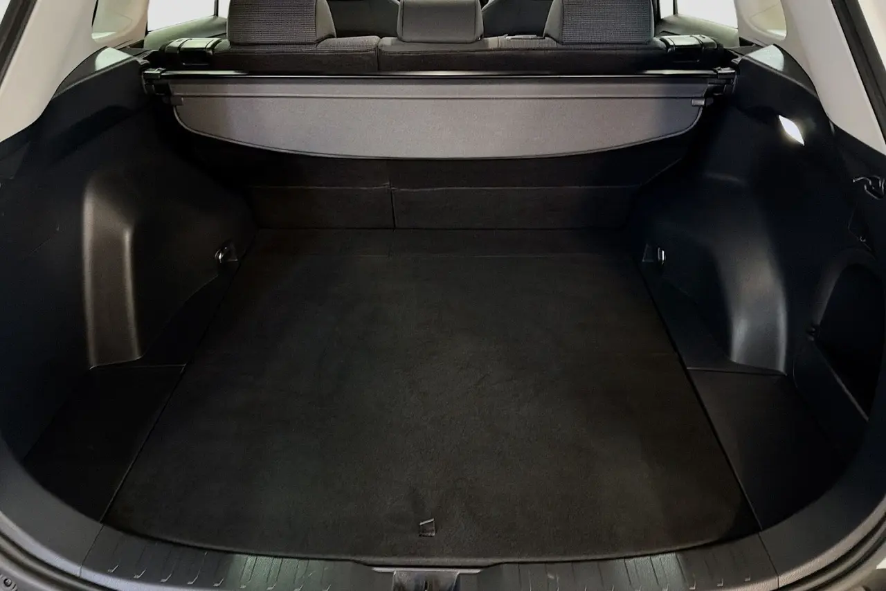 2025 Toyota RAV4 Gallery Image 27