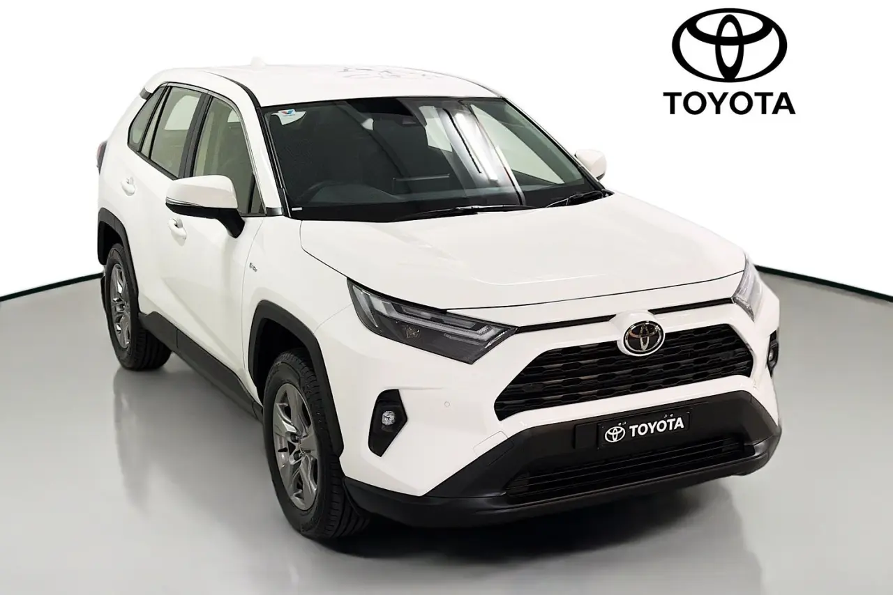 2025 Toyota RAV4 Gallery Image 31