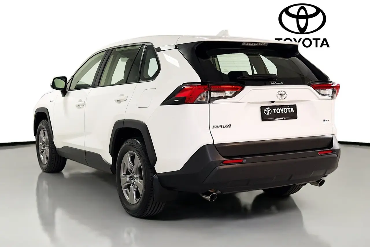 2025 Toyota RAV4 Gallery Image 6