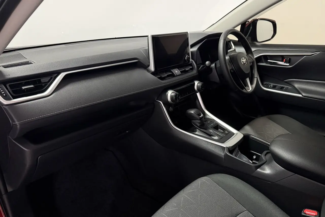 2025 Toyota RAV4 Gallery Image 12