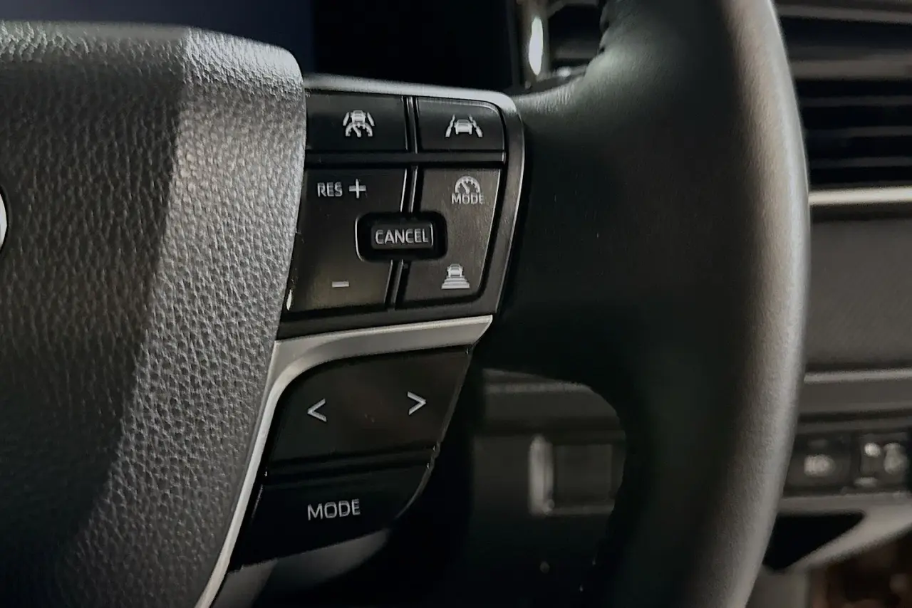 2025 Toyota Camry Gallery Image 20