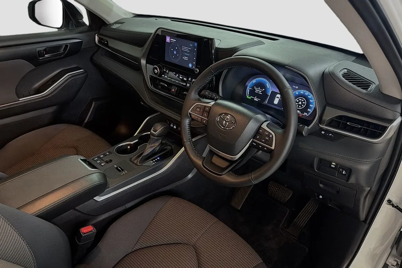 2025 Toyota Kluger Gallery Image 16