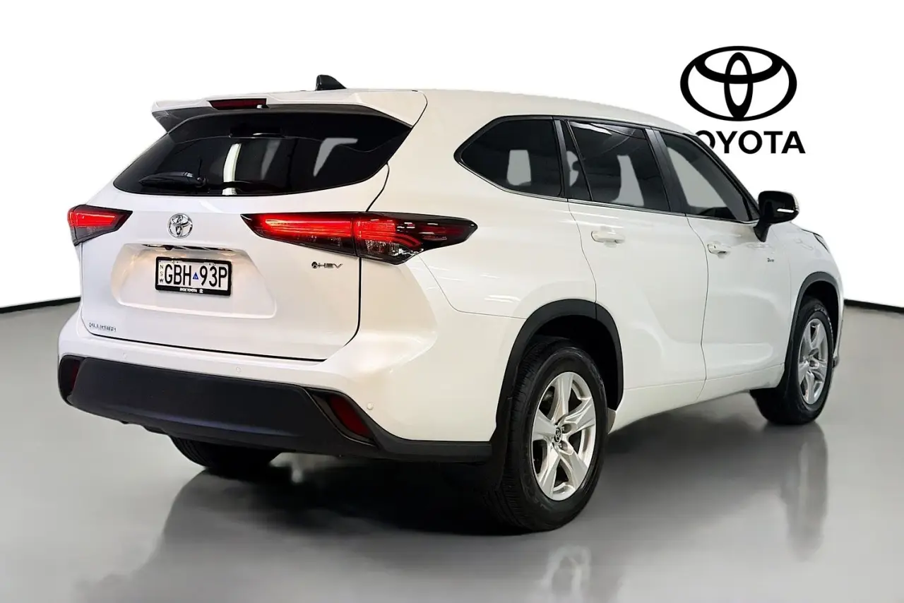 2025 Toyota Kluger Gallery Image 4