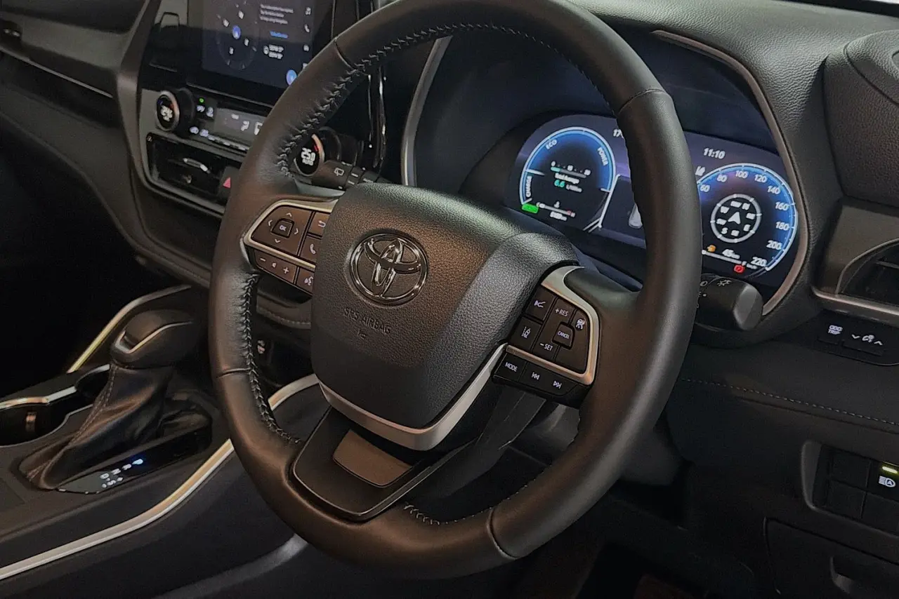 2025 Toyota Kluger Gallery Image 8