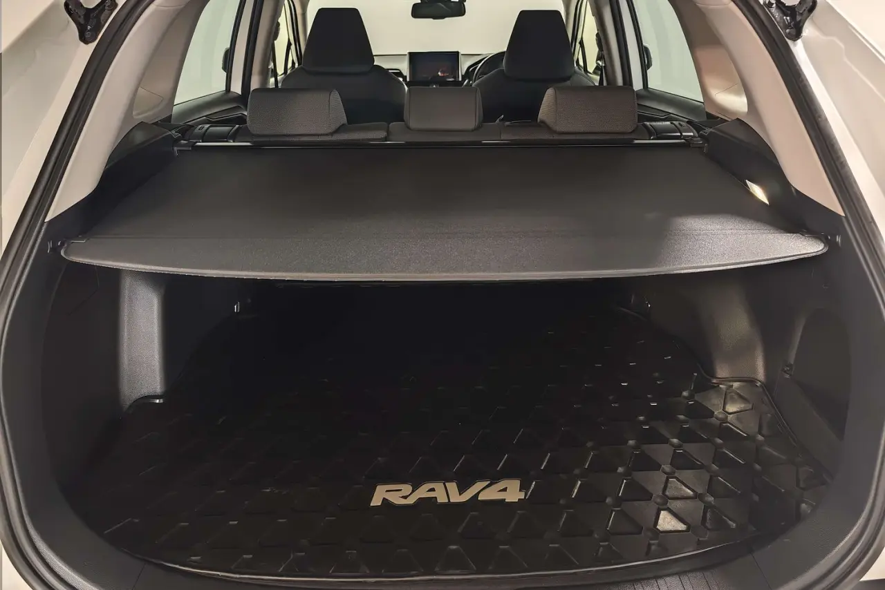 2025 Toyota RAV4 Gallery Image 12