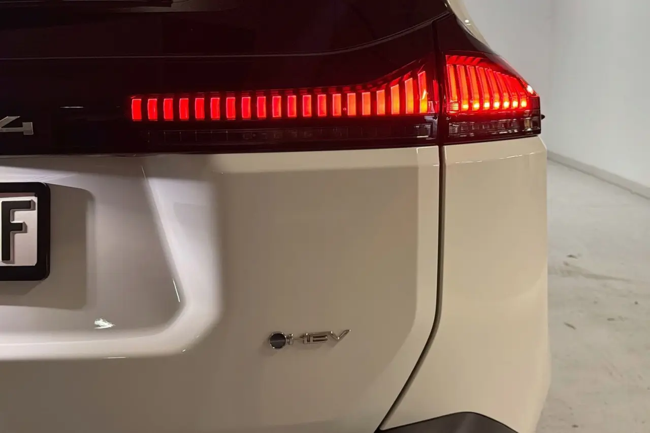 2026 Toyota RAV4 Gallery Image 8