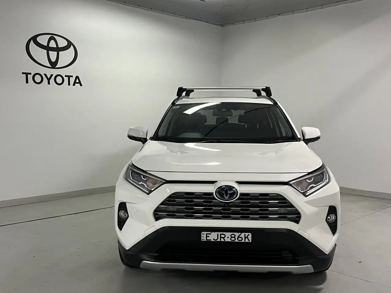 2020 TOYOTA RAV4 HYBRID Image 3