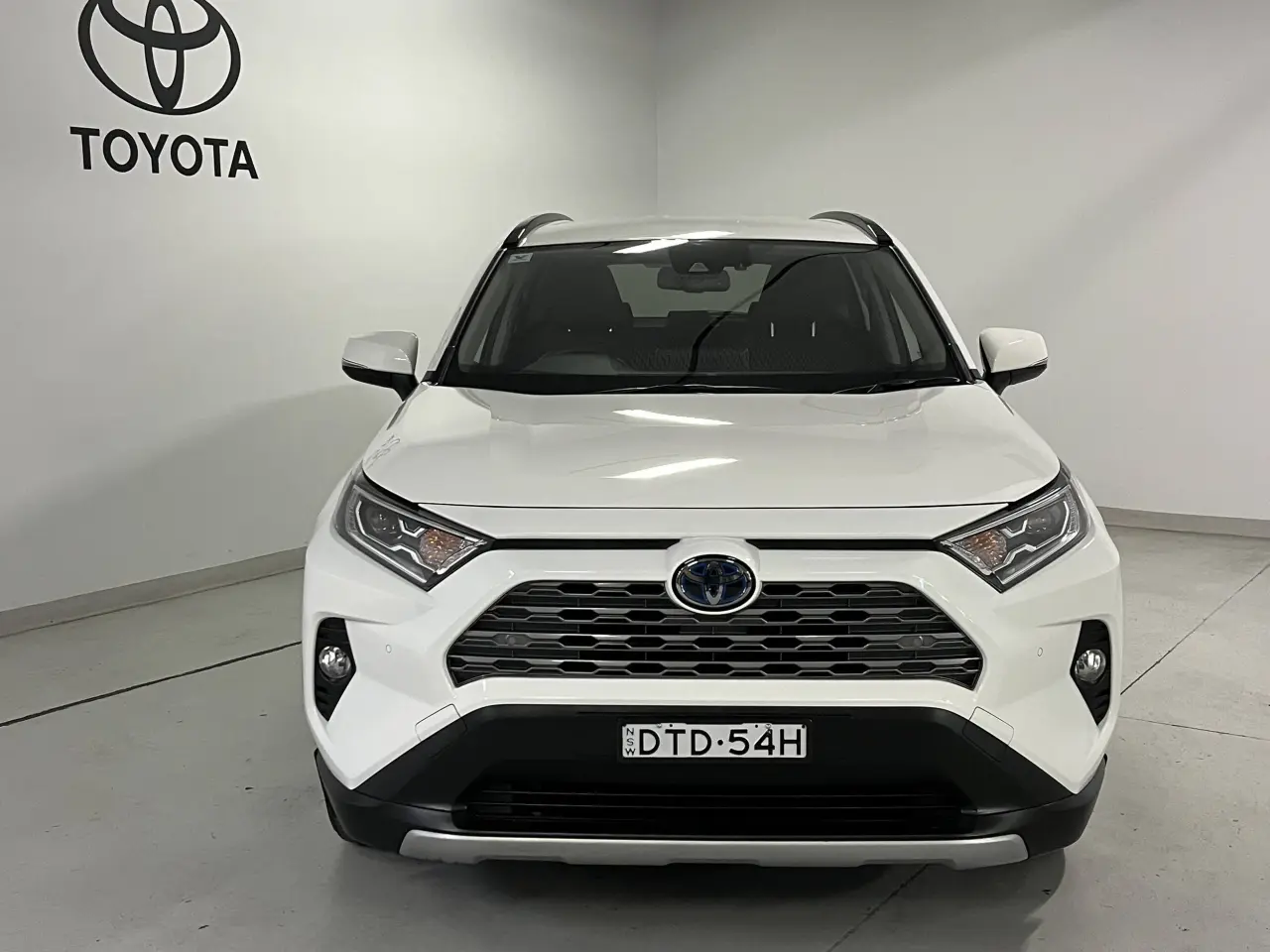 2020 TOYOTA RAV4 HYBRID Image 3