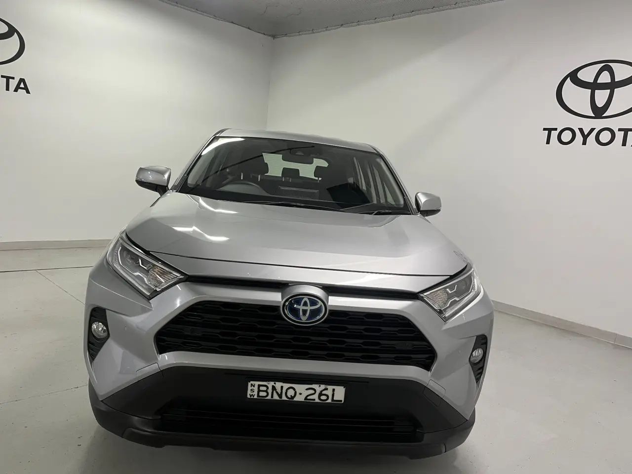 2020 TOYOTA RAV4 HYBRID Image 3