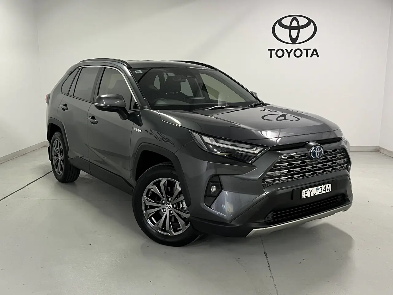 2023 TOYOTA RAV4 HYBRID Image 1