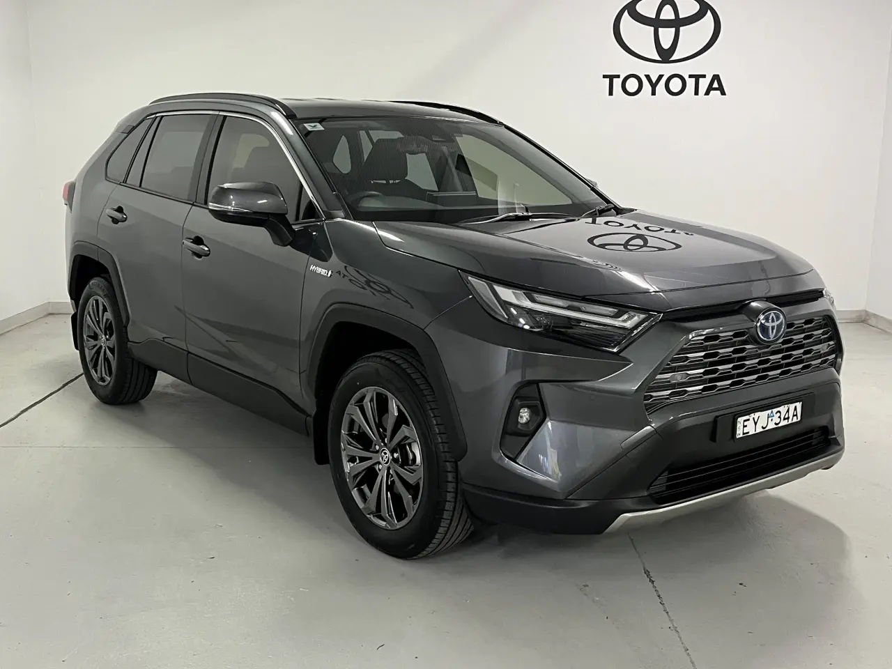 2023 TOYOTA RAV4 HYBRID Image 2