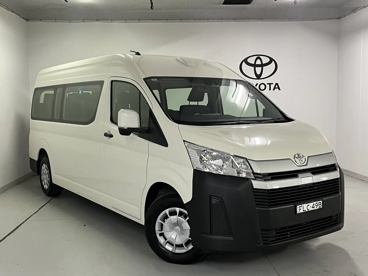 2024 TOYOTA HIACE Image 1