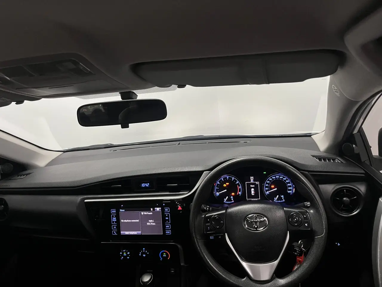 2018 Toyota Corolla Gallery Image 14