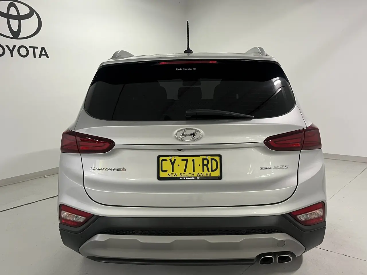 2020 Hyundai Santa Fe Gallery Image 6