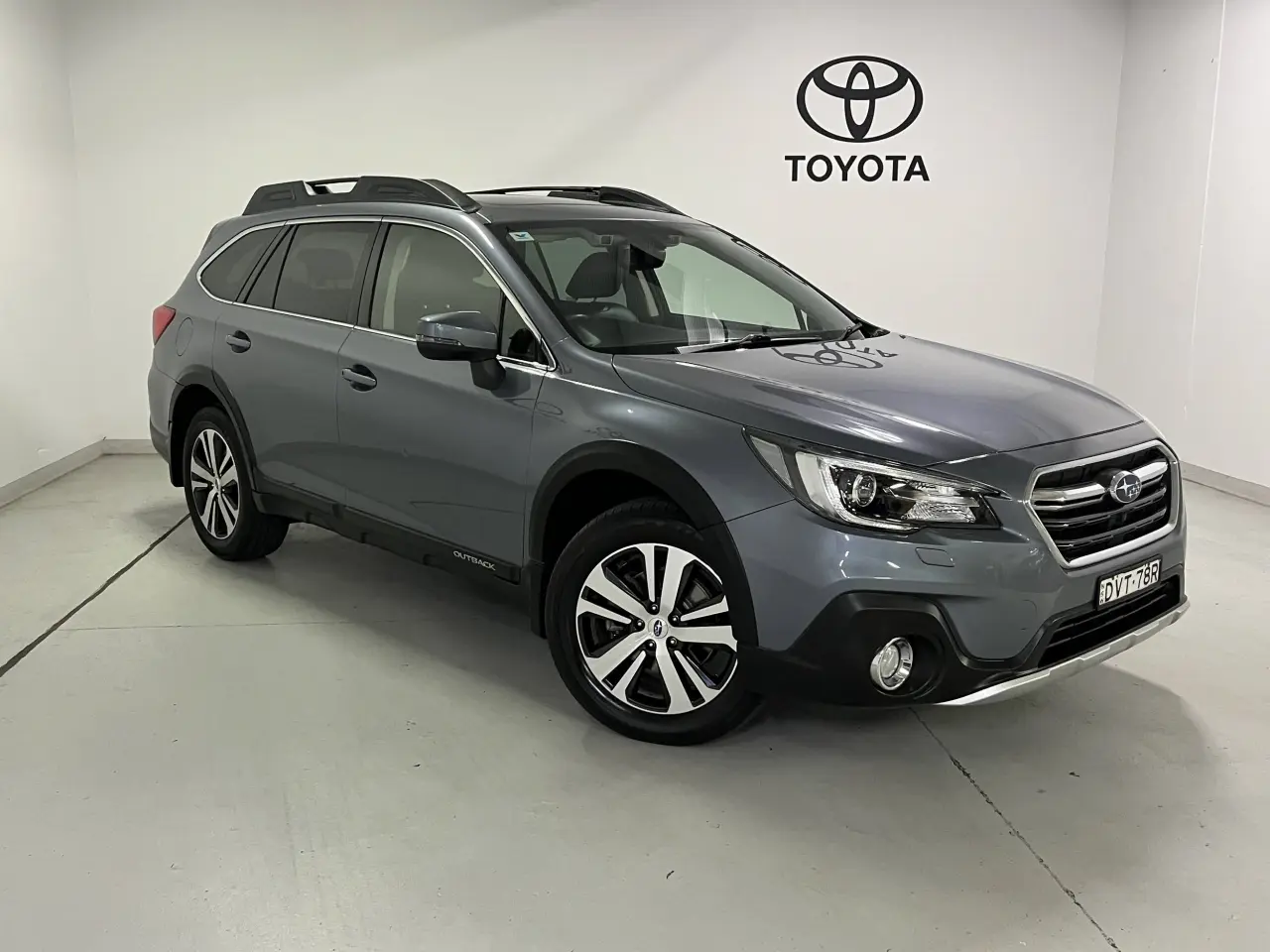 2018 Subaru Outback Gallery Image 1