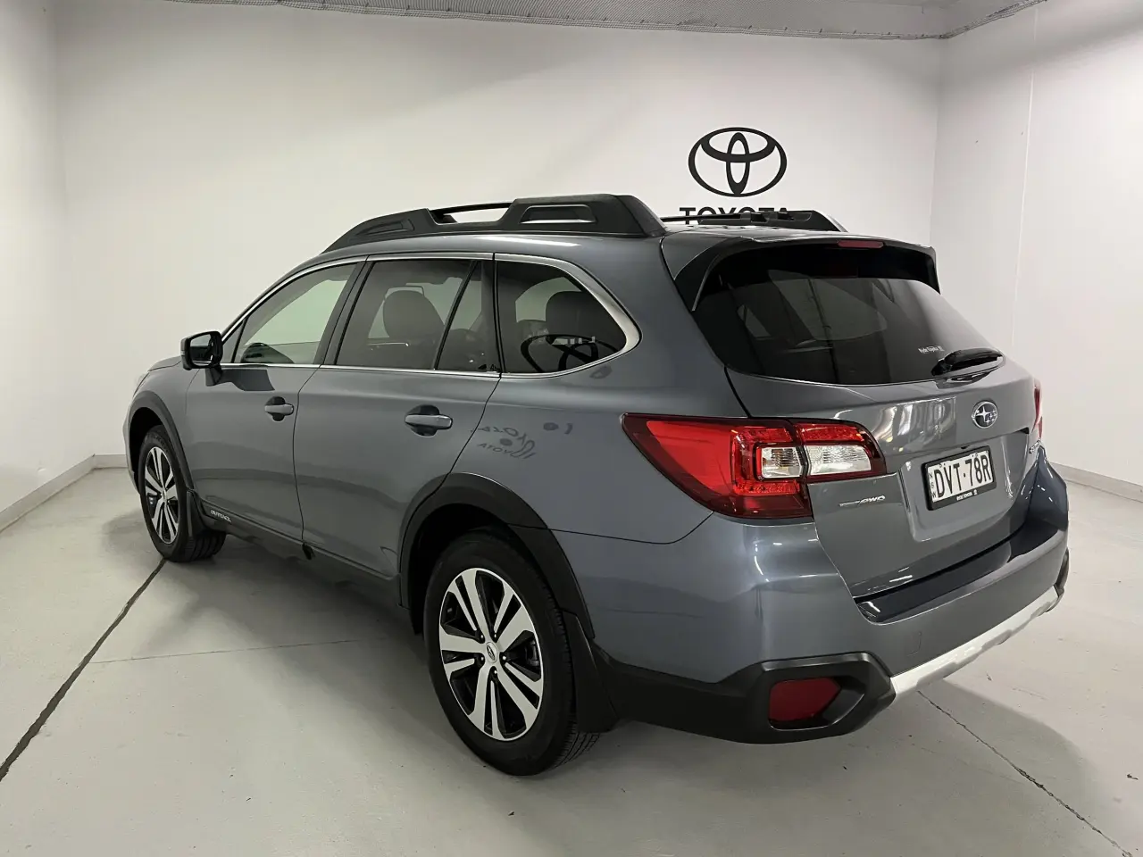 2018 Subaru Outback Gallery Image 7