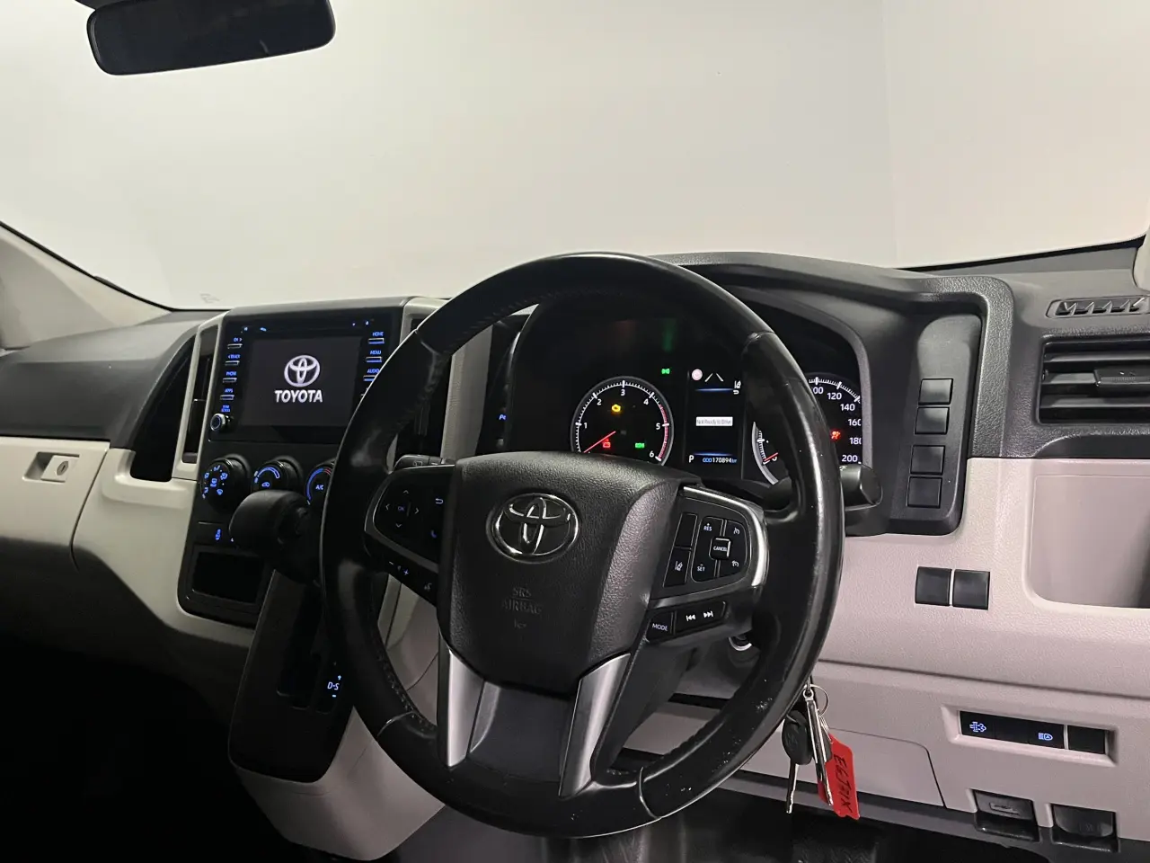 2019 Toyota Hiace Gallery Image 11